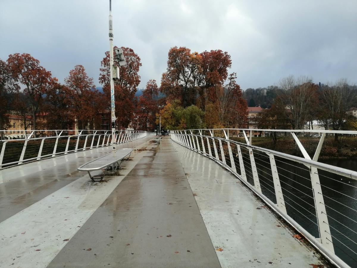 Appartamento Lungo Fiume Turim Exterior foto