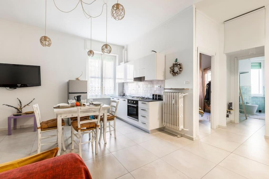 Appartamento Lungo Fiume Turim Exterior foto
